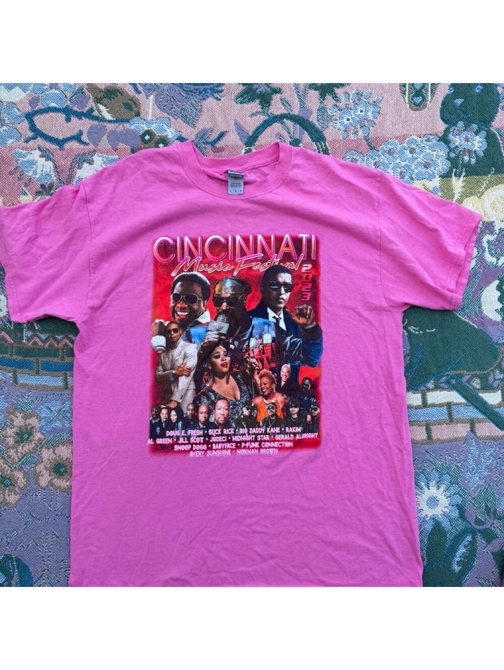 Gildan Cincinnati Music Festival 50th Anniversary Hip Hop Graphic T-Shirt Large